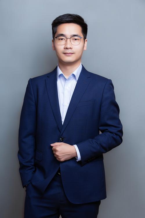 雷晓琼 创始人 & 执行董事